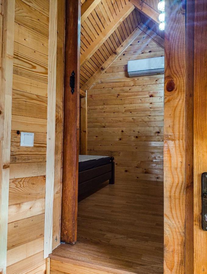 Hacienda Burzic Appartement Kulen Vakuf Buitenkant foto