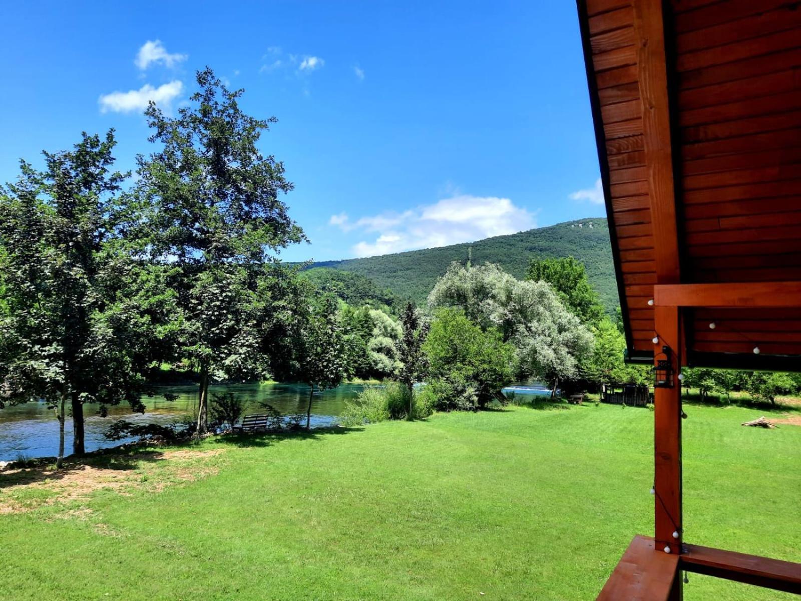 Hacienda Burzic Appartement Kulen Vakuf Buitenkant foto