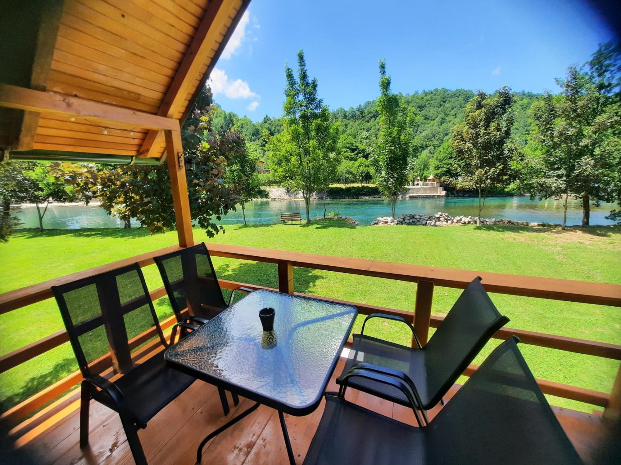 Hacienda Burzic Appartement Kulen Vakuf Buitenkant foto
